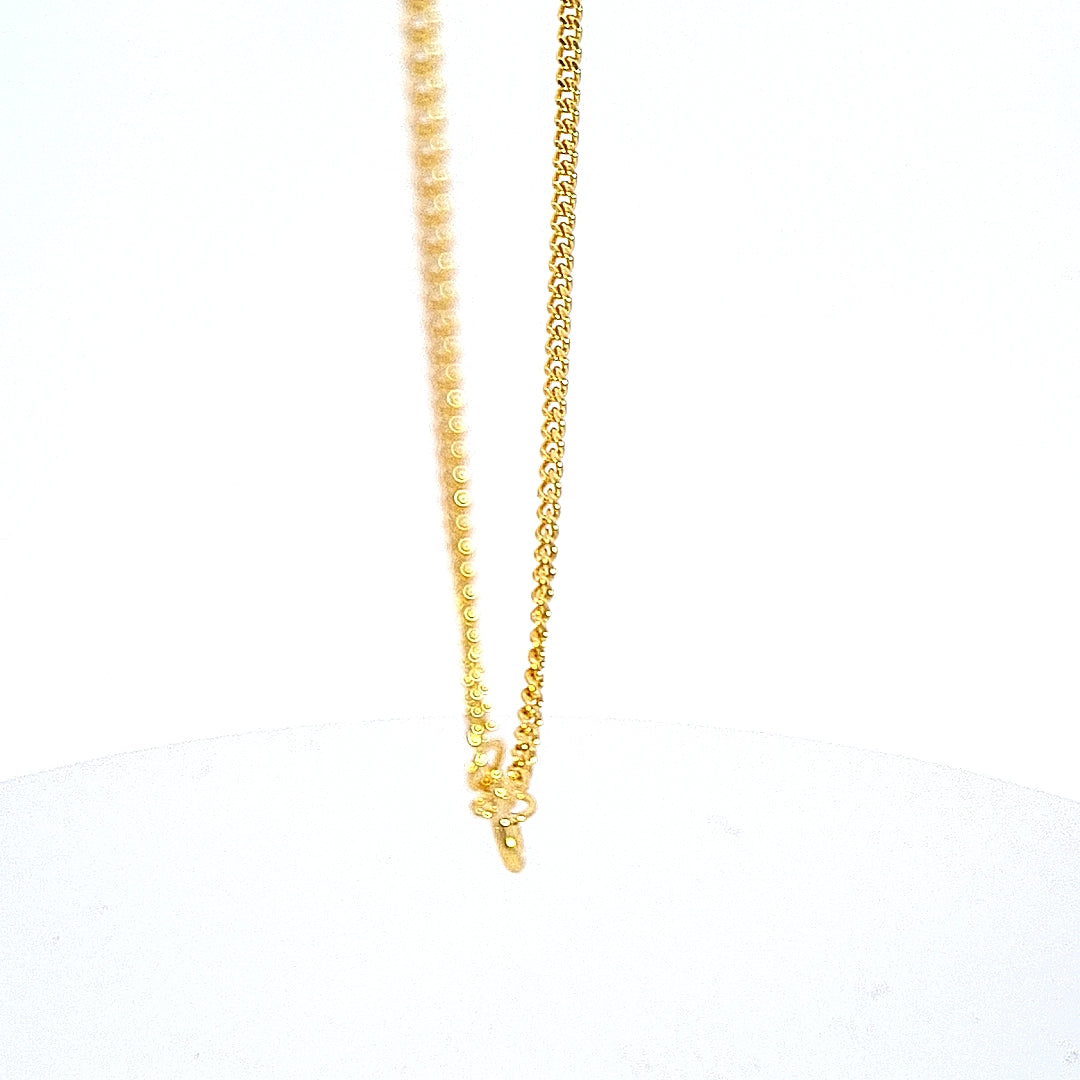 9ct gold 2 sided diamond cut curb chain, 22"/56cm 36589 - Armin Lowe Jewellers