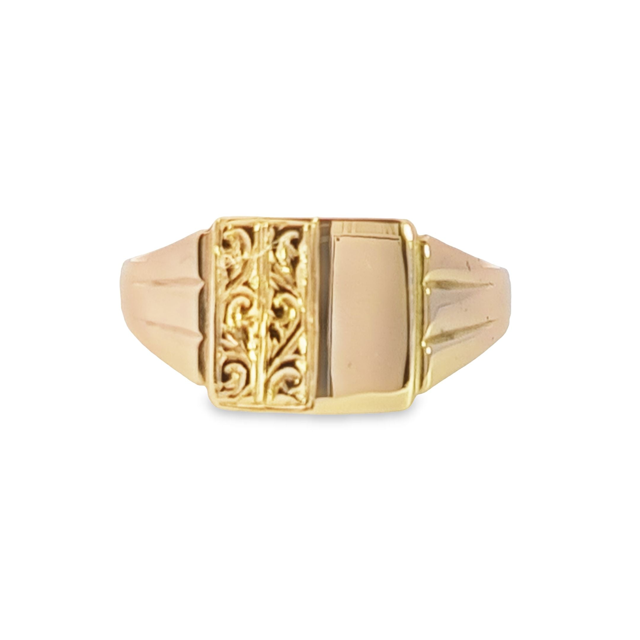 9ct gold gents square signet ring 37013 - Armin Lowe Jewellers