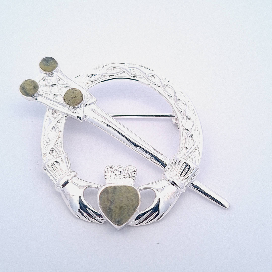 Connemara Marble Tara brooch 37326 - Armin Lowe Jewellers