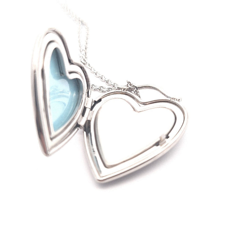 Heart locket with ashes container 37479 - Armin Lowe Jewellers