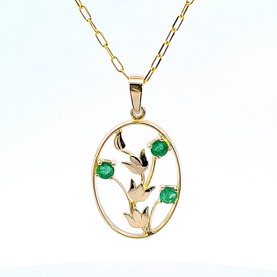 Large gold Emerald pendant 37036 - Armin Lowe Jewellers