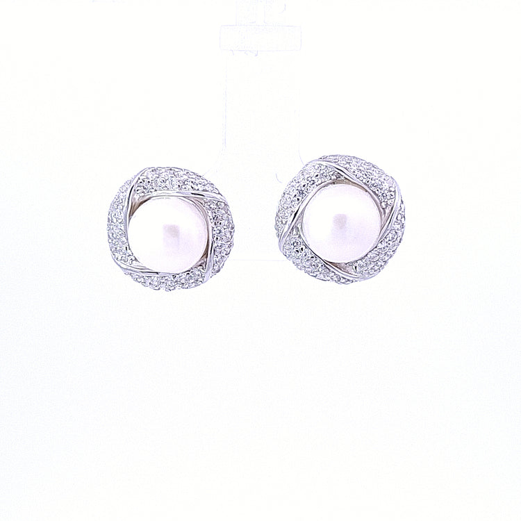 Large pearl studs 34078 - Armin Lowe Jewellers